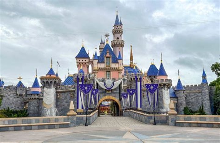 8 Unusual Uses of Color at Walt Disney World
