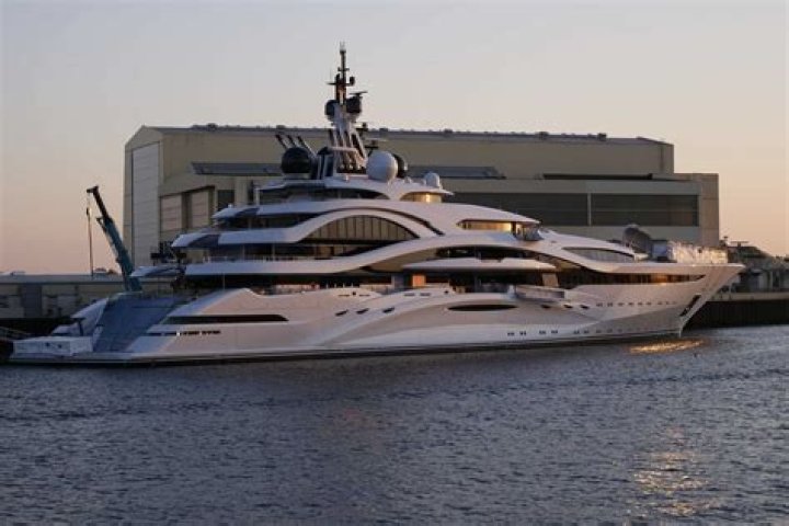 Does Beyoncé Own a Yacht?