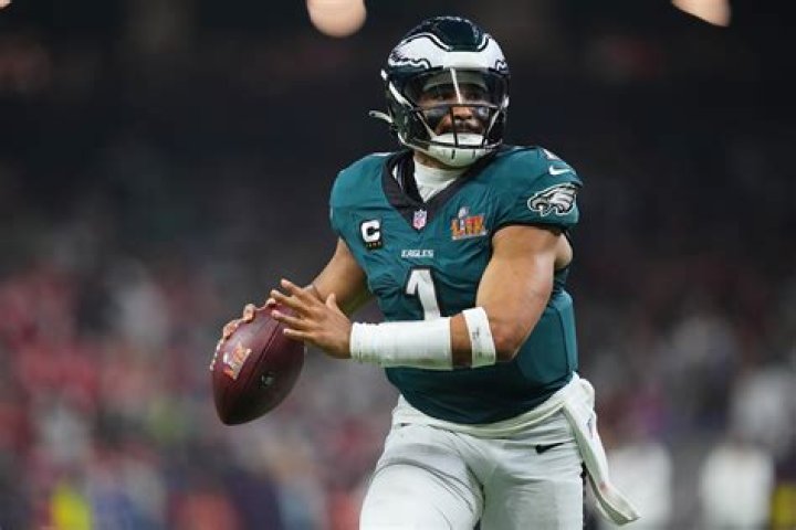 Eagles, QB Jalen Hurts Agree to Five-Year Extension – Celeb Secrets
