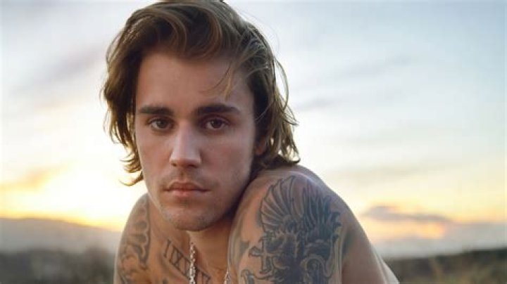 How Ruby Rose feels about the Justin Bieber Comparisons – Celeb Secrets