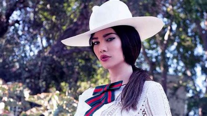 Jacqueline Maclnnes Wood Married, Husband, Net Worth, Parents, Son