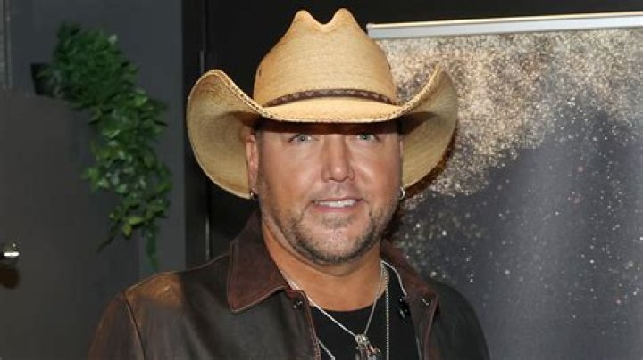Jason Aldean's Weight Loss 2022: Singer’s Diet Routine Explored!